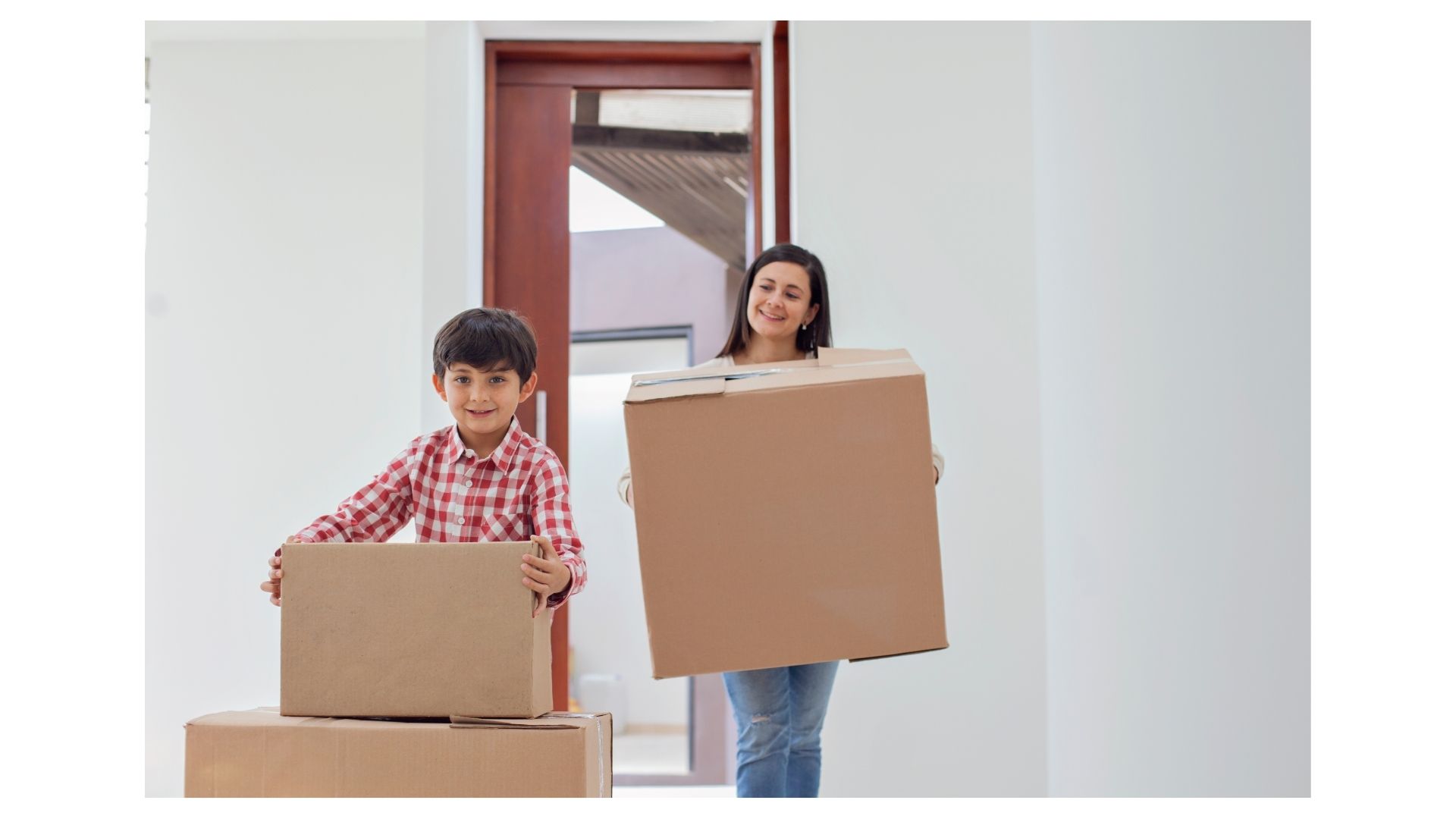 Student movers College Station Texas β D&D Moving crew helping Texas A&M student move out of apartment near campus